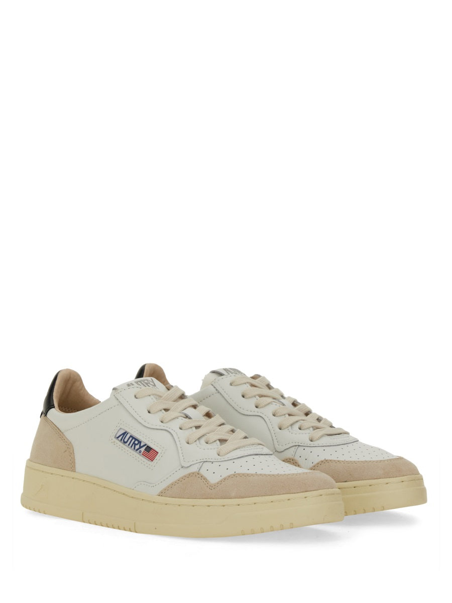 Autry Sneakers - White | Wanan Luxury