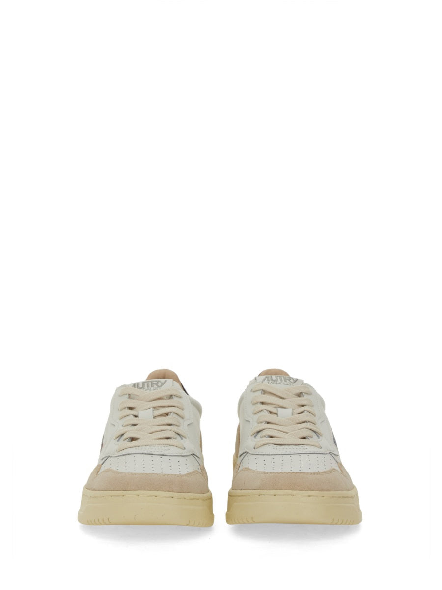 Autry Sneakers - White | Wanan Luxury