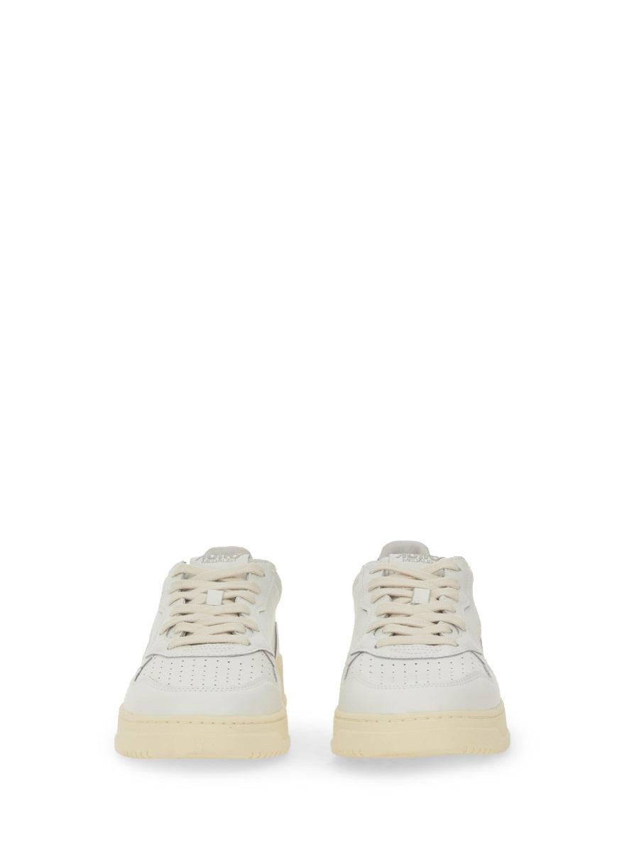 Autry Sneakers - White | Wanan Luxury