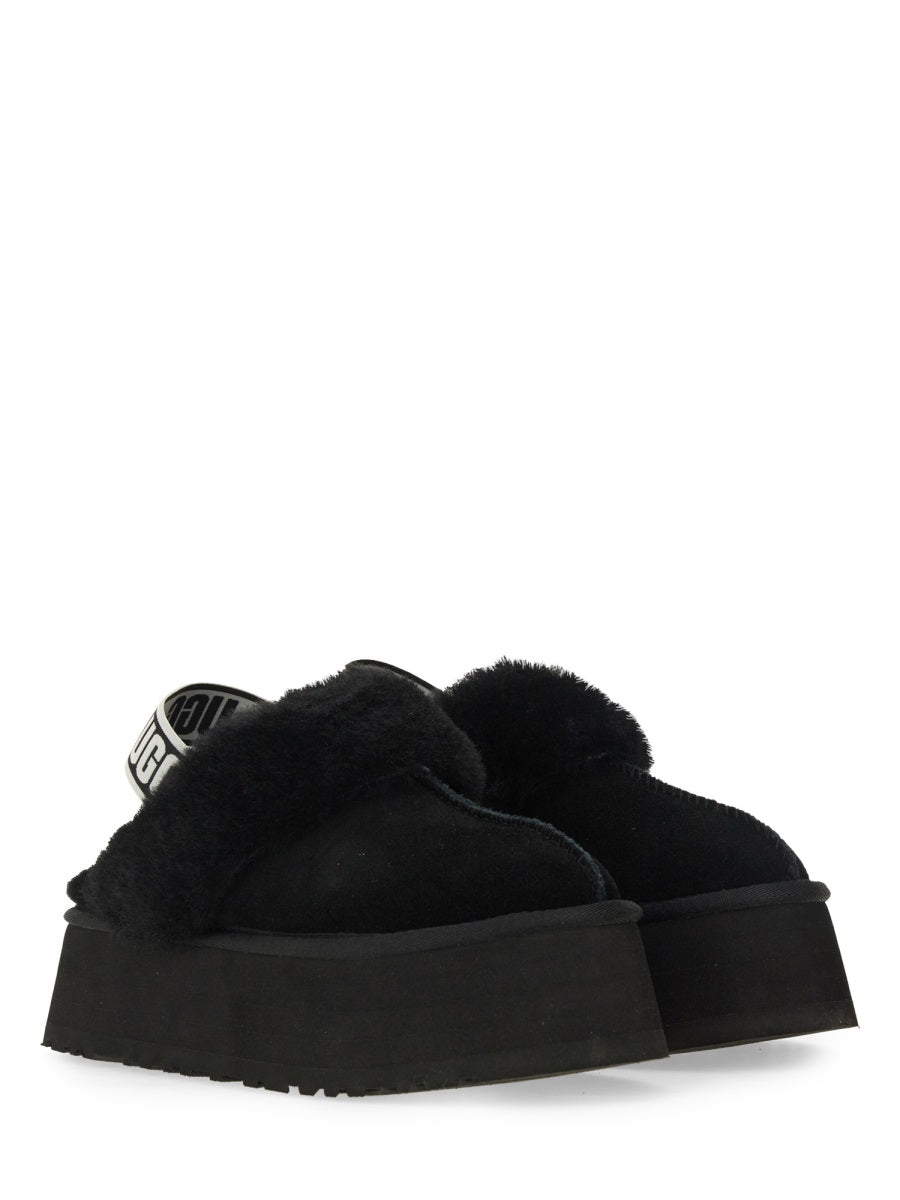 UGG Flat Shoes - Black | Wanan Luxury