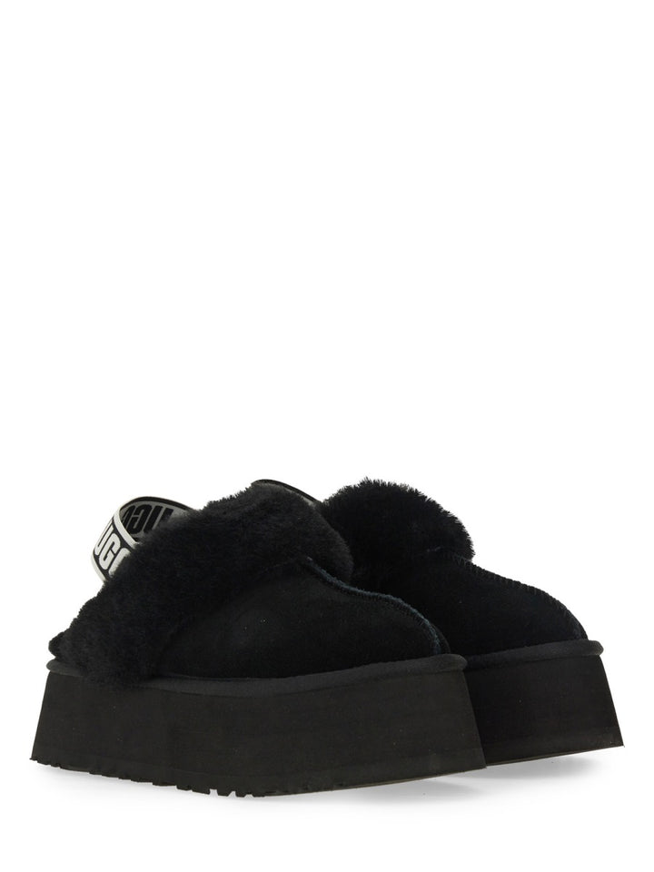 UGG Flat Shoes - Black | Wanan Luxury