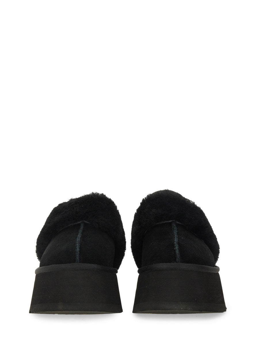 UGG Flat Shoes - Black | Wanan Luxury