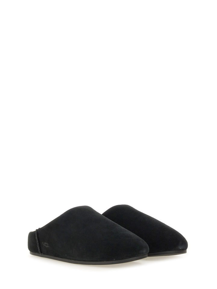 UGG Flat Shoes - Black | Wanan Luxury