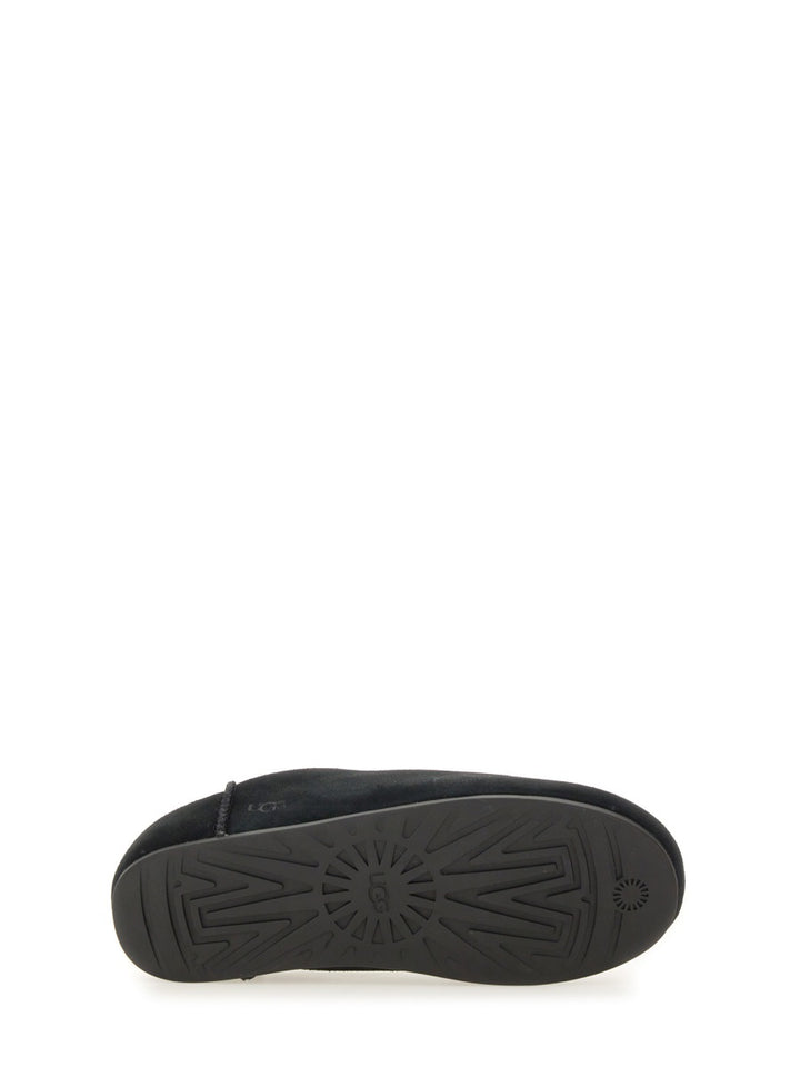 UGG Flat Shoes - Black | Wanan Luxury