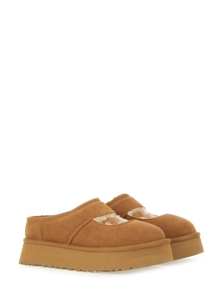 UGG Flat Shoes - Brown | Wanan Luxury