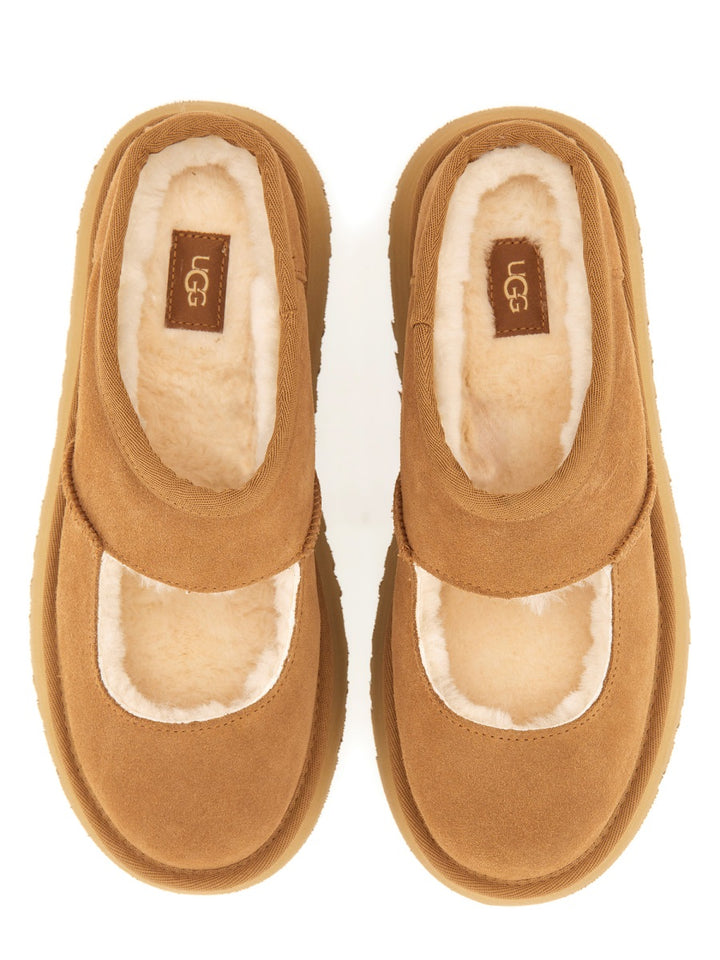 UGG Flat Shoes - Brown | Wanan Luxury