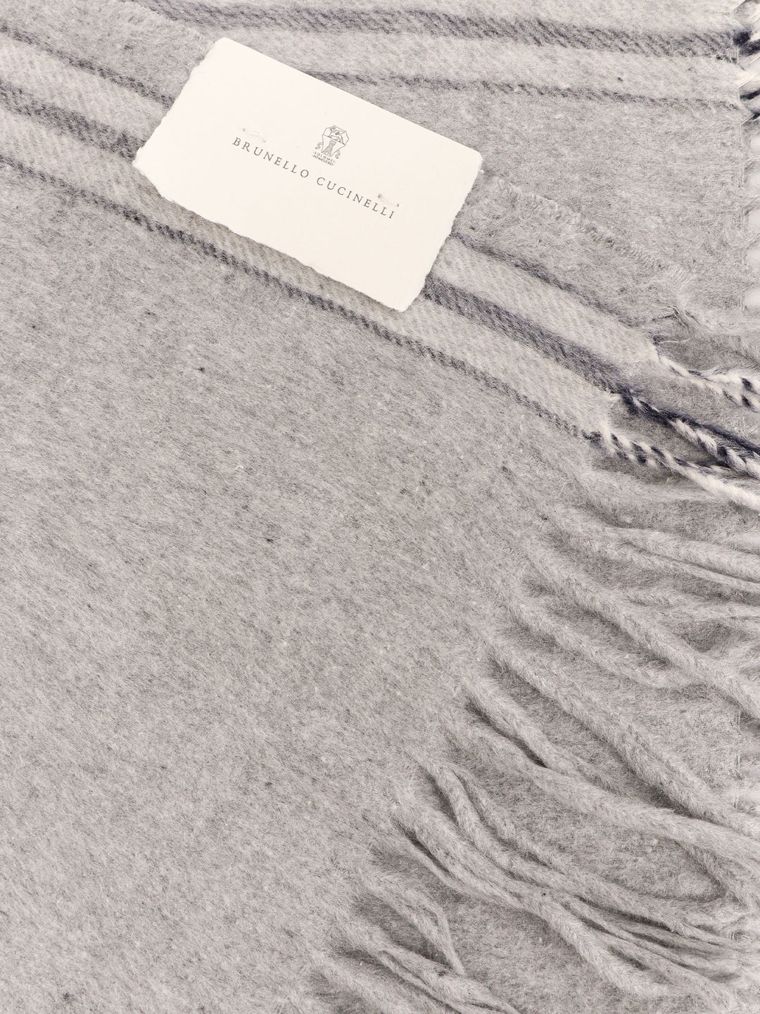 Brunello Cucinelli Scarfs - GRIGIO CHIARO NAVY | 030590f18377858009ebb6cfb57d4576aaf448ed