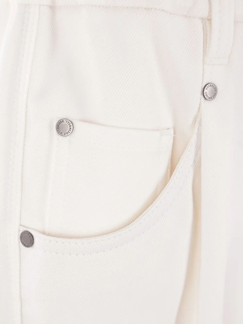 Brunello Cucinelli Cargo - White | c4f2406de7a4e9cc87ab9d17dff0f6b463ca9433