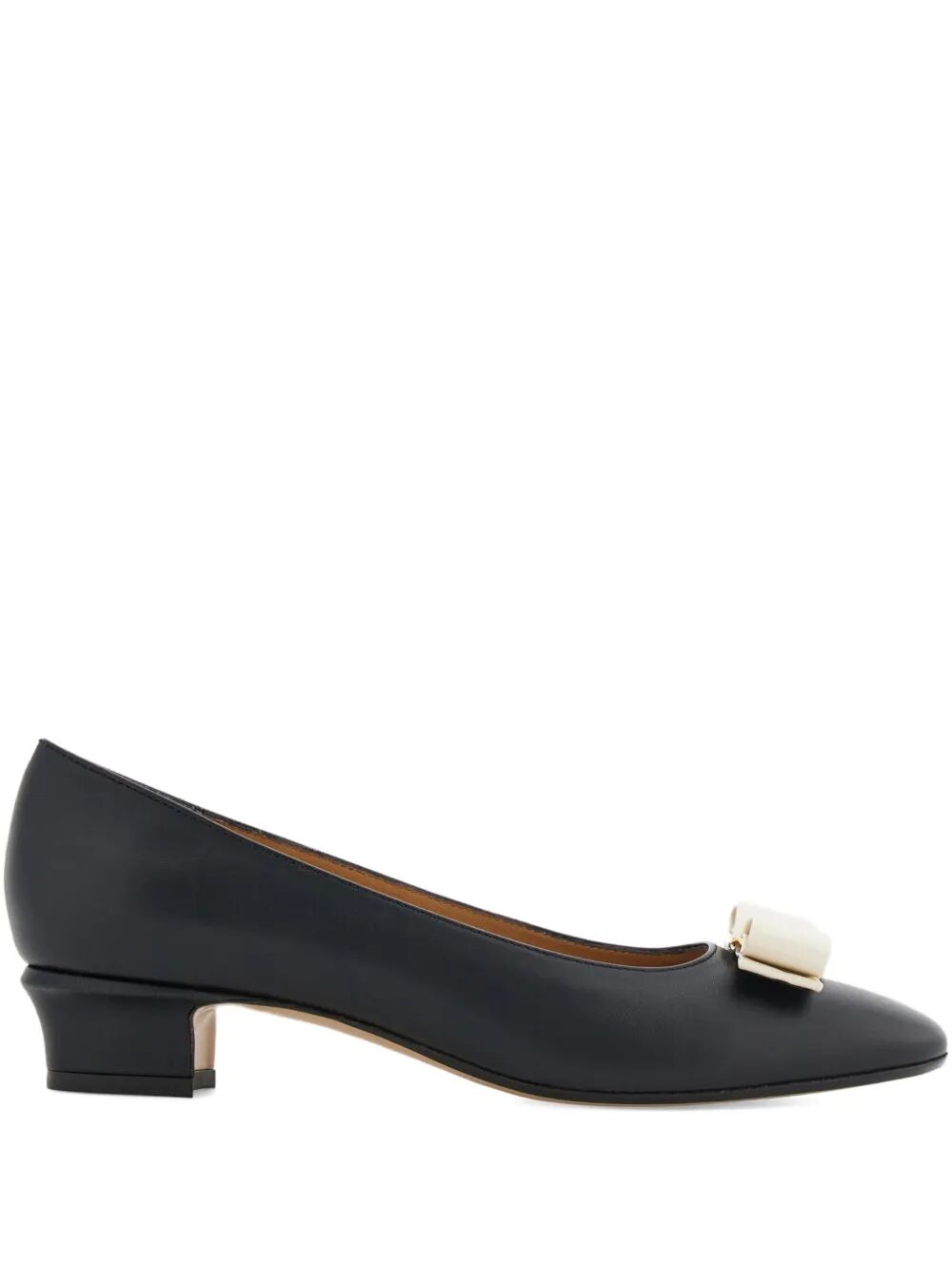 Ferragamo Pumps - Black | c84c601c4bddc3de95e59e6ae6684230d7e20be0