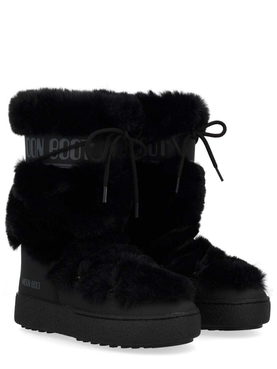 Moon Boot Boots - Black | Wanan Luxury