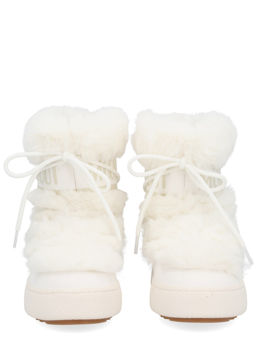 Moon Boot Boots - White | Wanan Luxury