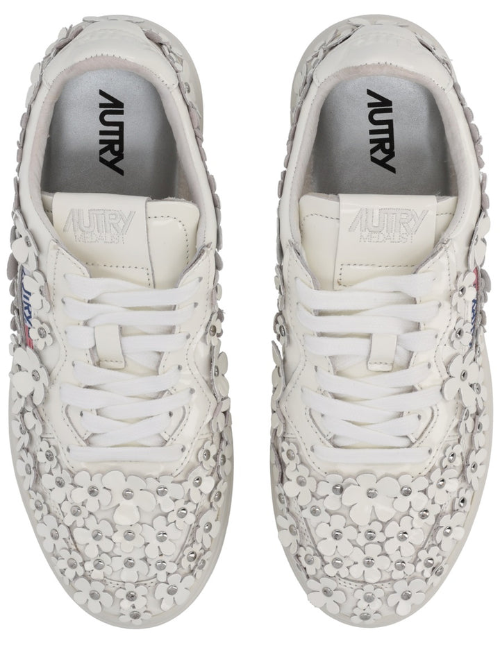 Autry Sneakers - White | Wanan Luxury