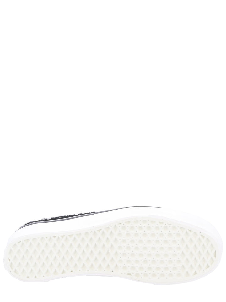 Vans Sneakers - Black | Wanan Luxury