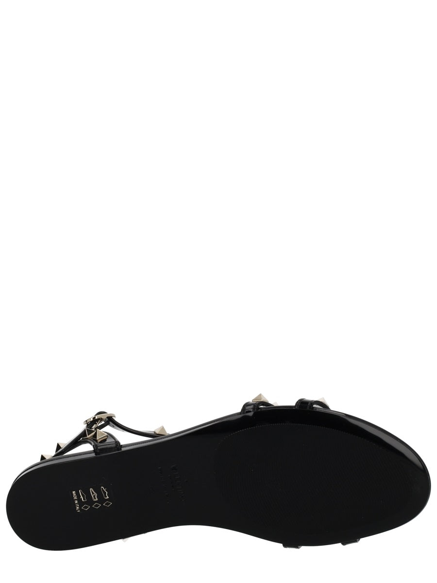 Valentino Garavani Sandals - Black | 85e8b3fc1f71ad9a46e8459eb67288e1a1e5f547