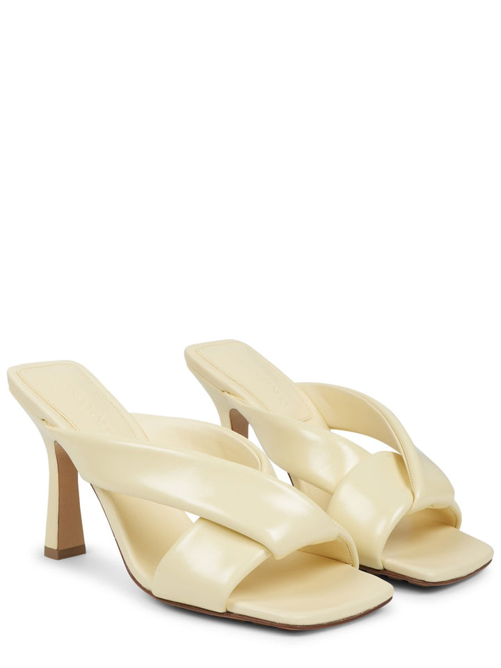 Bottega Veneta Sandals - Beige | 8046403566f8e4bfc243e0ed43c45eb67a4b4f74