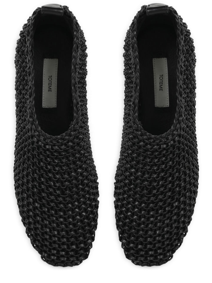 Toteme Flat Shoes - Black | 121b94c1b6be8ffe38a3f3475dd90485eb838644