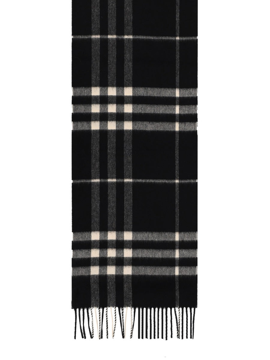 Burberry Scarves & Gloves - Black | 2f0e46a36b79e725ba7623fa5f211824221bc580