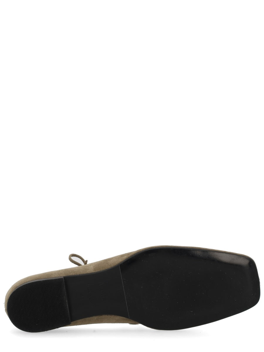 Alohas Flat Shoes - Brown | 58929df7fcf1e5877a0a7b93fb7857ca5452396d