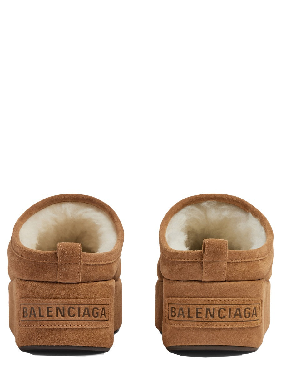 Balenciaga Flat Shoes - Brown | 18cc564734b6f4ab376ccb2ae9f746f28caa47f3