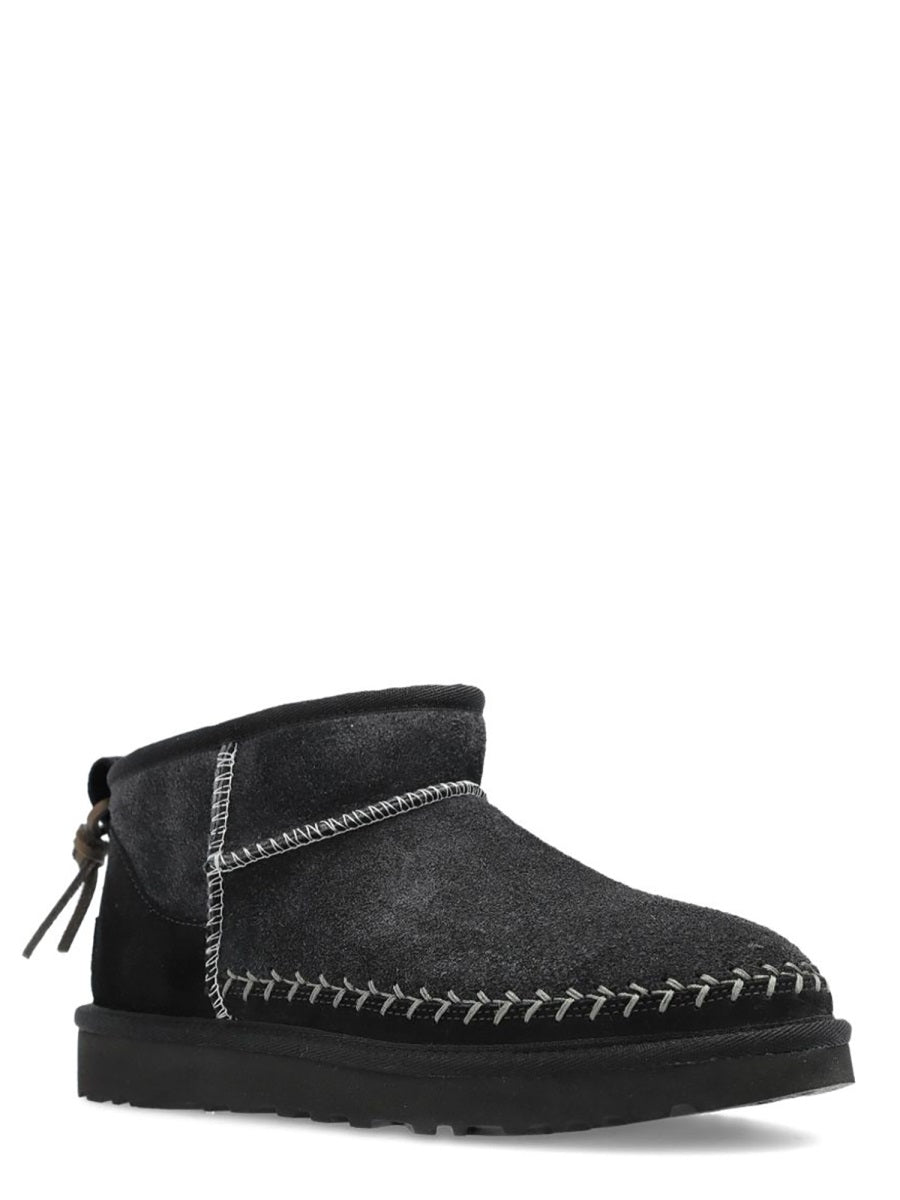 Ugg Boots - Black | 7e8bd53779bfdc28d59e4d3578cab590806fcf56
