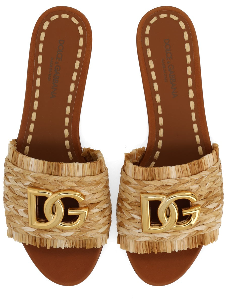 Dolce & Gabbana Sandals - Beige | cf09d8bc6670b3cb14d889db9dbc6227e1ce7bb5
