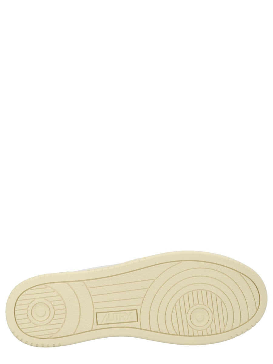 Autry Sneakers - White | 457c1e537ead205805c920573cf9d87bca32bc1c