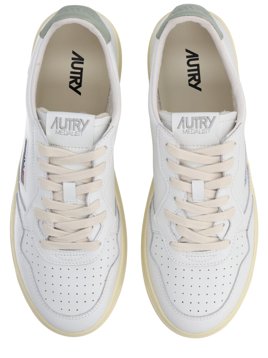 Autry Sneakers - White | 0ef8cf9c0e2b7b982d5f63ba1d9877d8cc3f0352