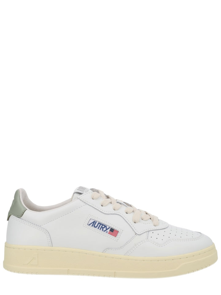 Autry Sneakers - White | 01768f673910bfc611d667629ed23a7c6d5cd47b