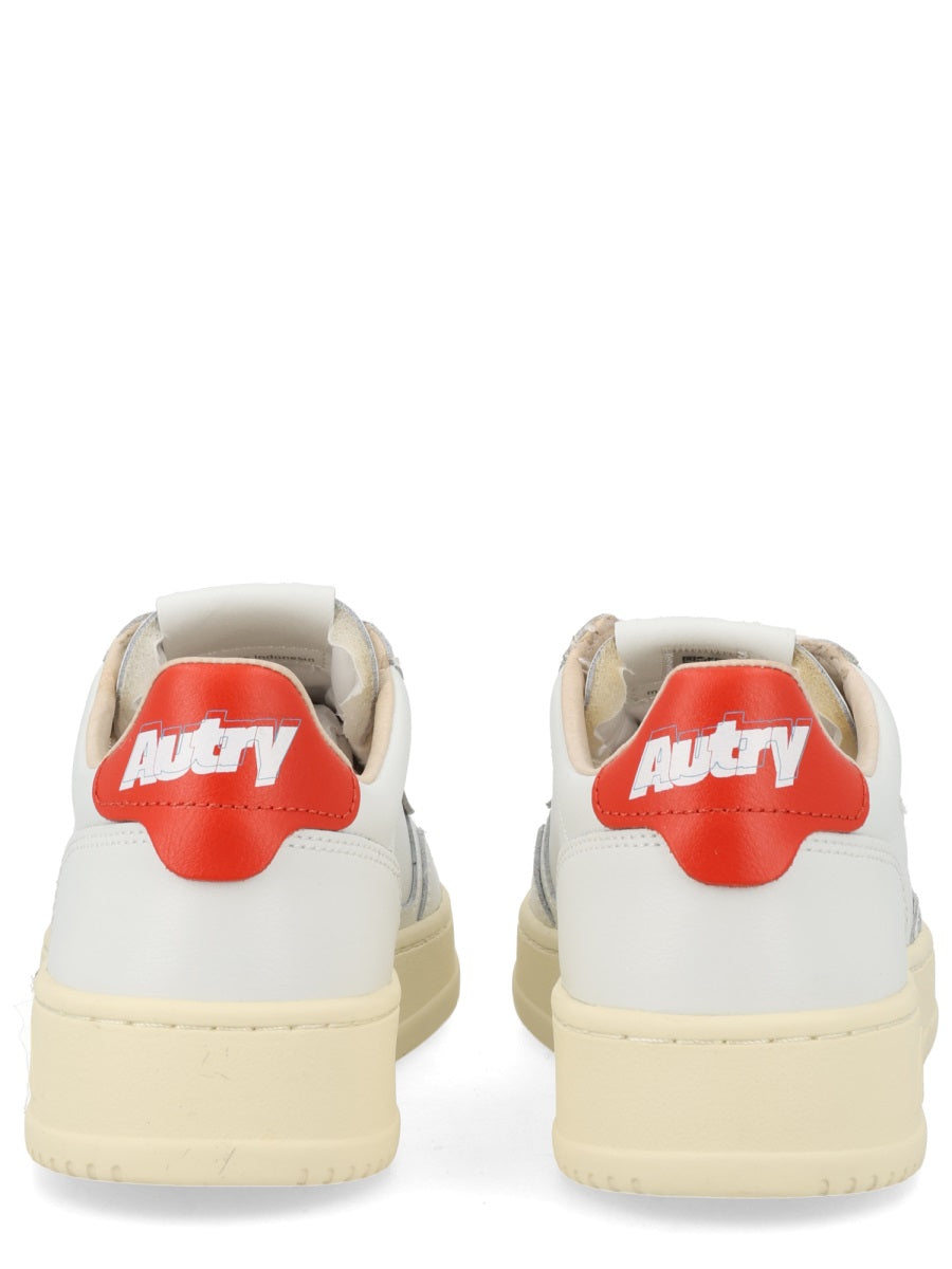 Autry Sneakers - White | 0b7180a5cfbe6f95d966967cccc826e97ec8f50a