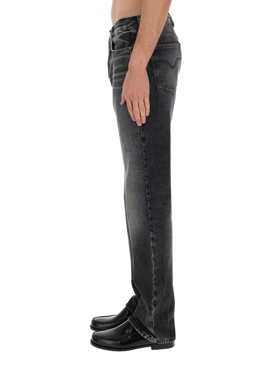 Versace Denim - Black | eebfa0ef0b94af50547b0320624daeaa30d6937d