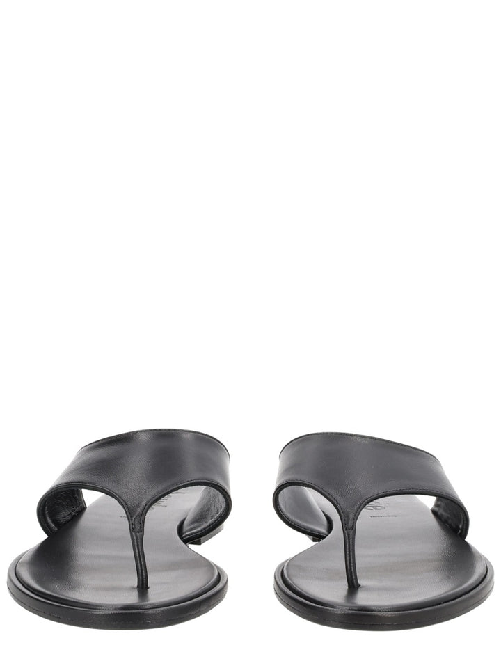 Aeyde Sandals - Black | bafcdfd7fe22f0e2d284d0faa22bf830b549ae37