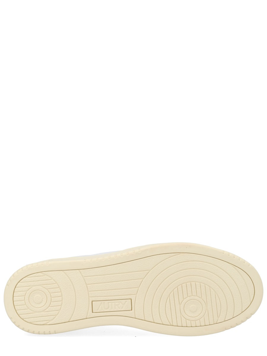 Autry Sneakers - White | f65b30dd509d0f5ee33f7d2fe4b7c864716eebc8