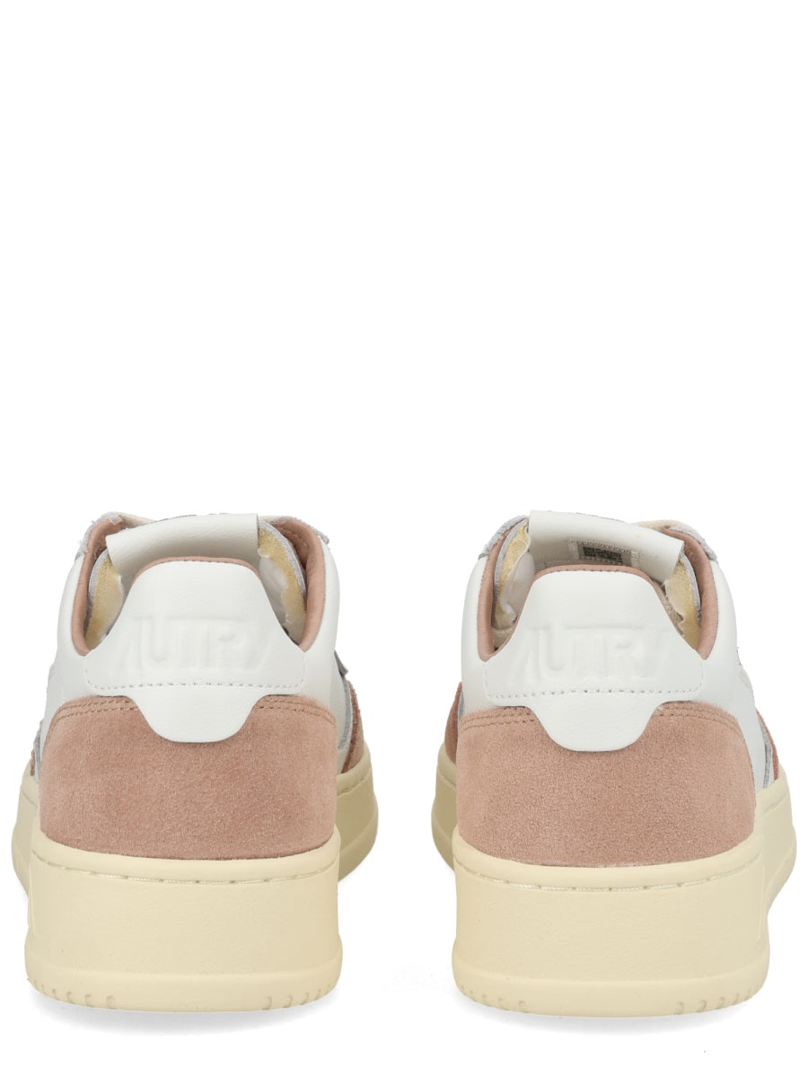 Autry Sneakers - White | 70d8945266bdb44d9fa9c3bc2a33381bd160f461