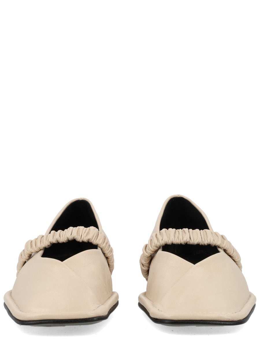 Alohas Flat Shoes - Ivory | ebd409210b46aaa23a3491ddf964ba4ca15e227d