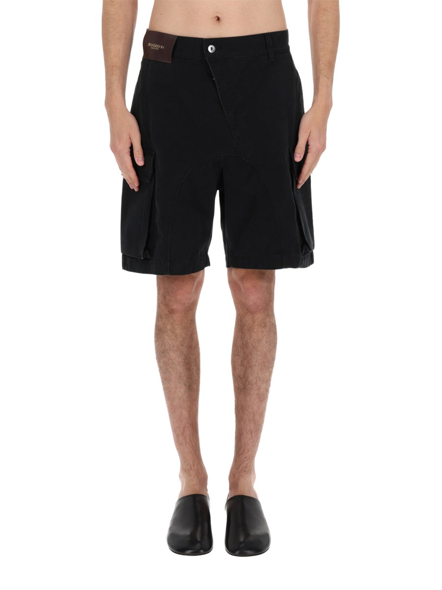 Jw Anderson Shorts - Black | 5314ce738a87317d998d5bbecdd9cfaf07f01a24