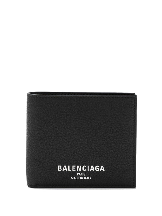 Hammered Leather Bi-Fold Wallet