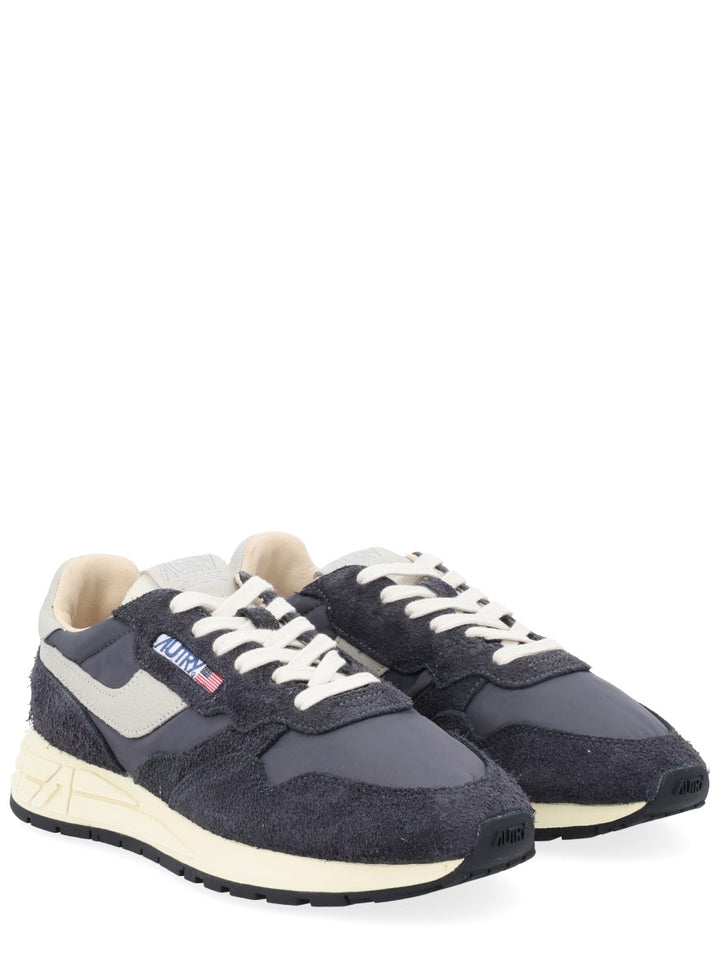 Autry Sneakers - Black | e69f4e3db7c5f723b4b43d34f9e587e6b88f8ac3