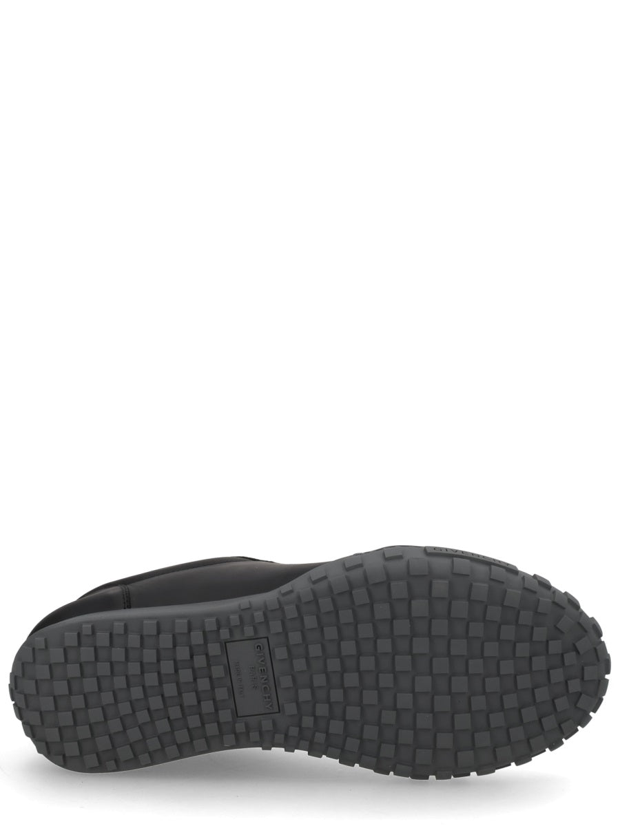 Givenchy Sneakers - Black | ba051a0b1aa121a44401a0785b8565917ad91bf7