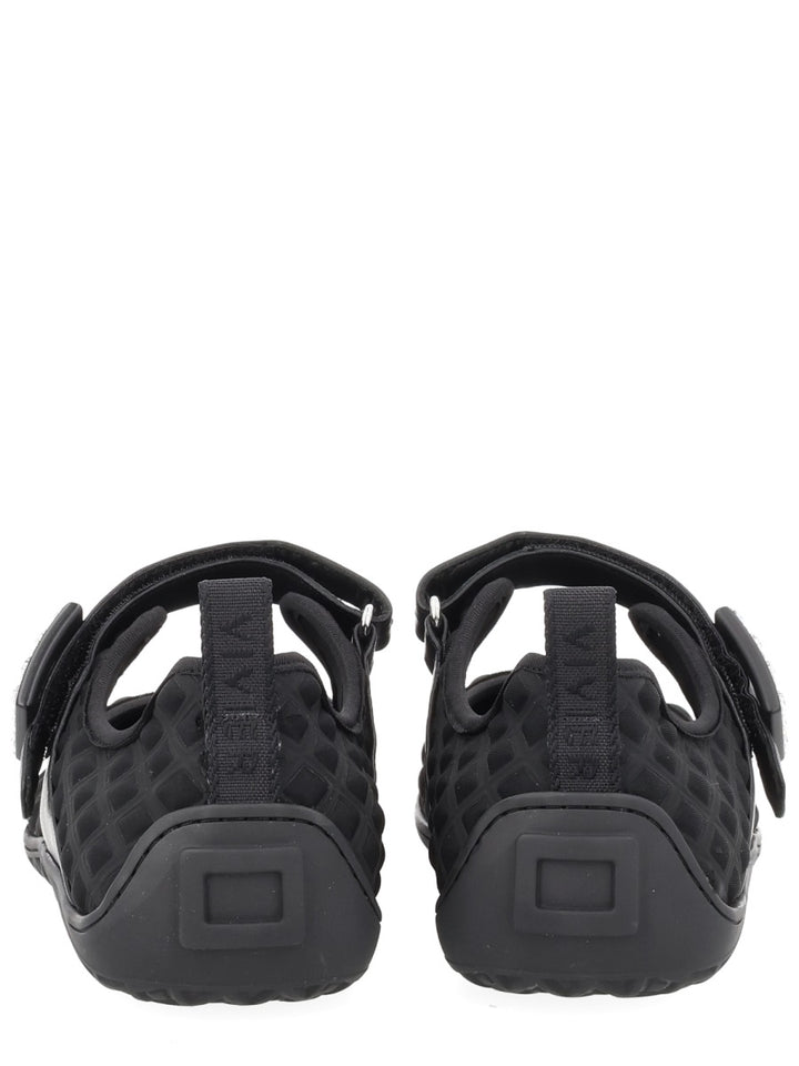 Roger Vivier Flat Shoes - Black | bb010466ba3ca01b3f8cb6c701862ae092cbbf23