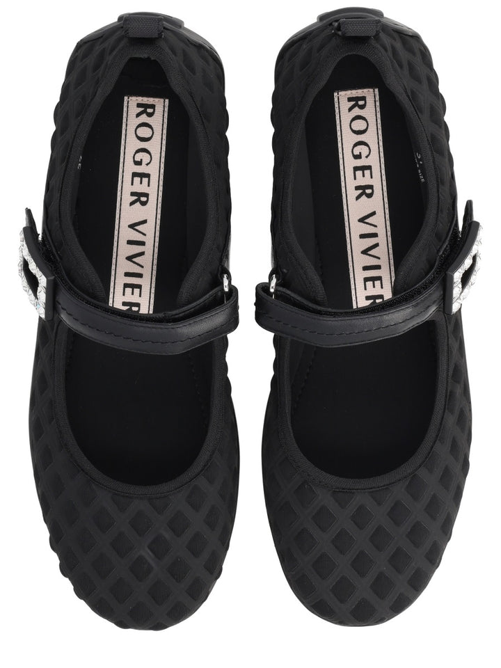 Roger Vivier Flat Shoes - Black | 767cd8b98219f6624a746c1c3e462dd5de7ef247