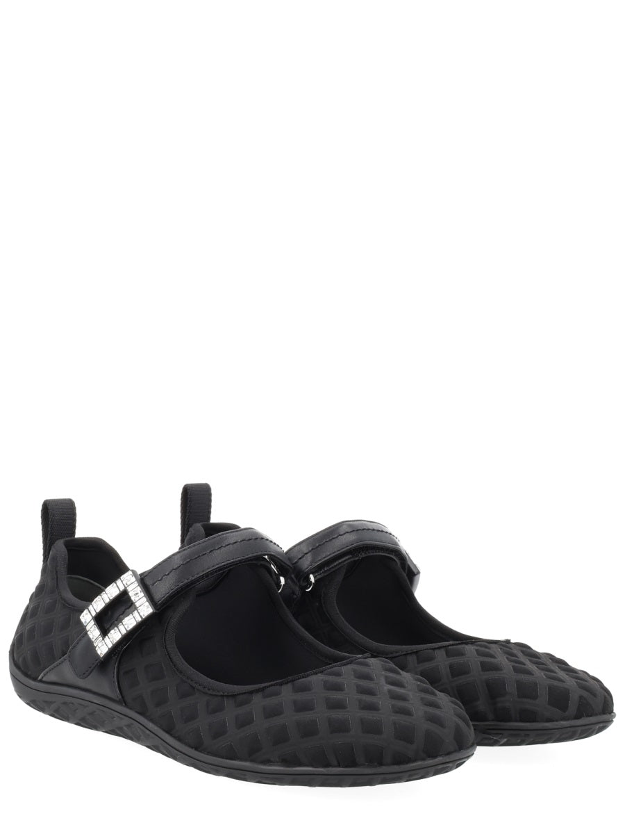 Roger Vivier Flat Shoes - Black | eb868b83c6dc168ac9d0ebc381fa102297288c23