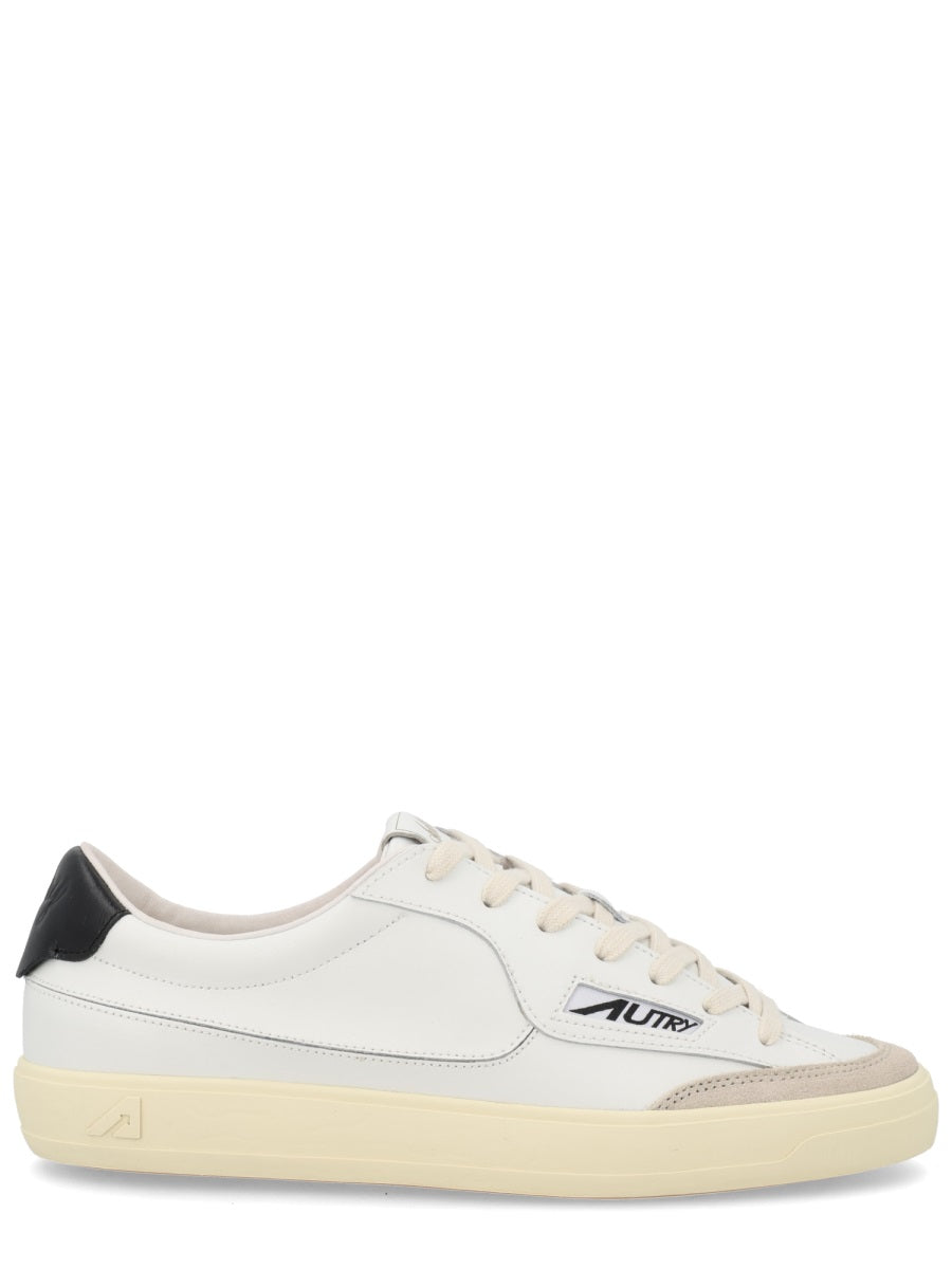 Autry Sneakers - White | 51ca4ec61fe4e8cf11fa9b977b53975852fa750d