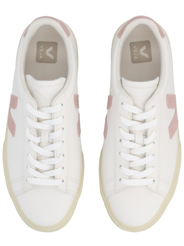 Veja Sneakers - White | 9f73c7f575fe518d73e02c4ed94bb256ee5336ea