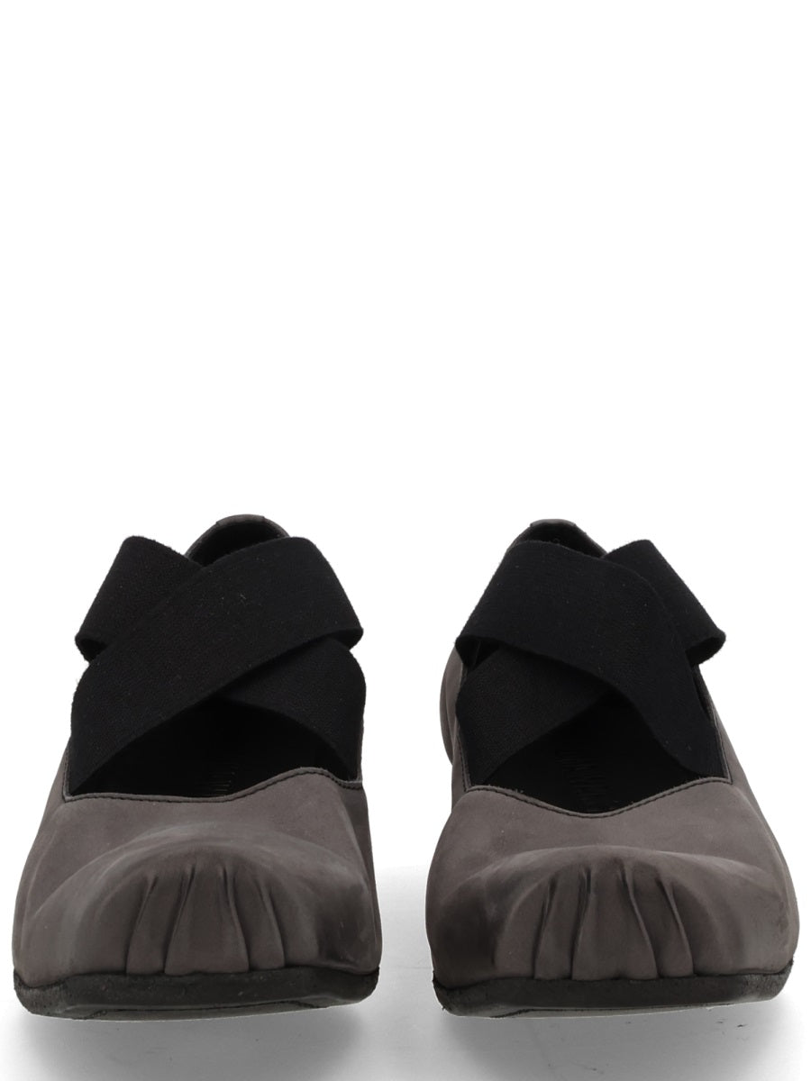 Uma Wang Flat Shoes - Grey | 647490c7204bed1d710556753fdbde0737a074e5