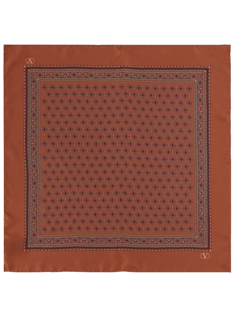 Valentino Garavani Scarves & Gloves - Bordeaux | 13e166d1f548513765d9b43270d719f95470fe6c