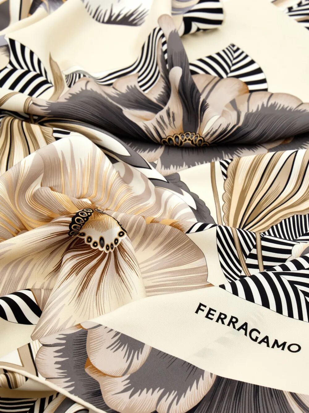 Ferragamo Foulards - Nude & Neutrals | a23210957284ad833e408378137ddecf11099b8b