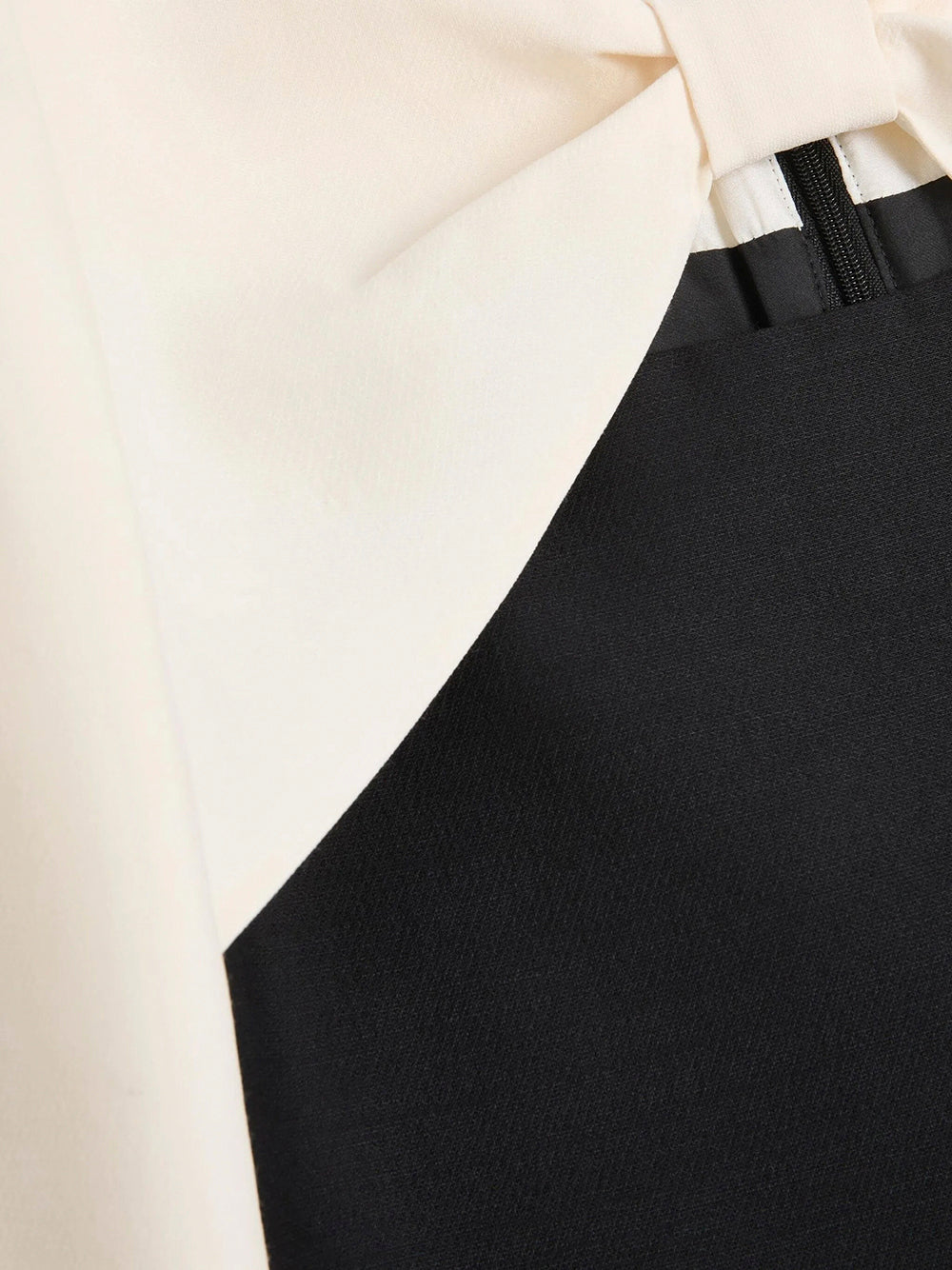 Valentino Garavani Midi dresses - Black | 4f5b0d02d28664bc2a38852def25b9641bb70a47