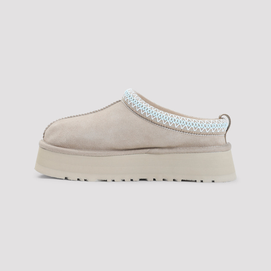 Ugg Slippers - Brown | 3c78114f0e54ed9cff20656852a9c4b0a6678b74