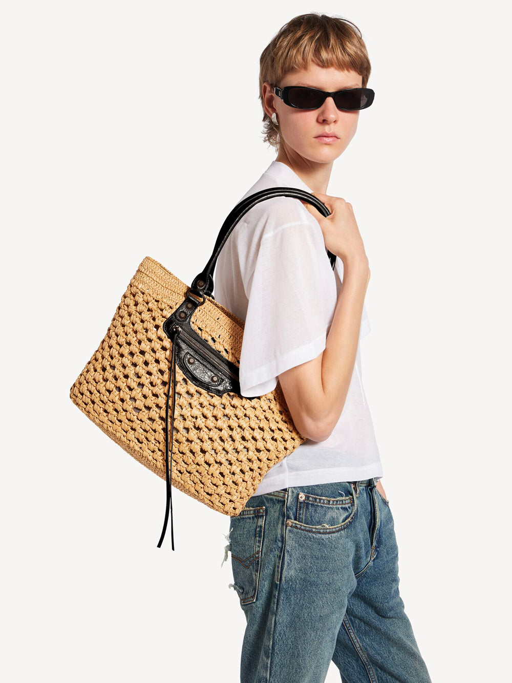 Balenciaga Totes - Nude & Neutrals | 4953067b44ff157b0db3a8aeb437f526b2b1e95c