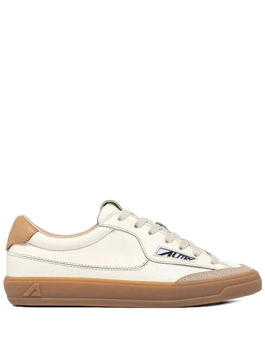 Windscape Low Sneakers In Marshmallow And Tan Leather